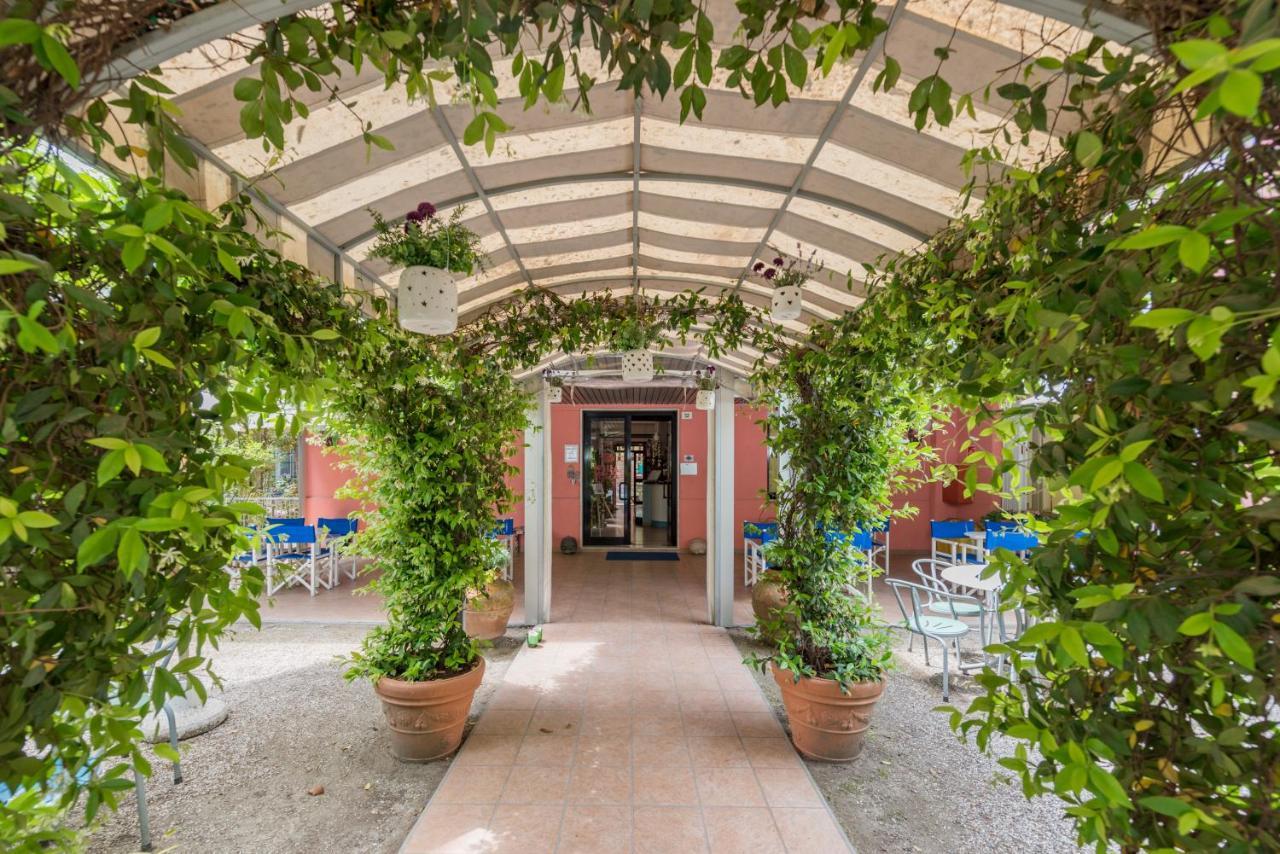 Hotel Villa Rosa Cesenatico Ngoại thất bức ảnh